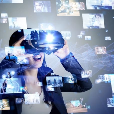 How Virtual Reality Will Transform Work Meetings - Nahla Davies